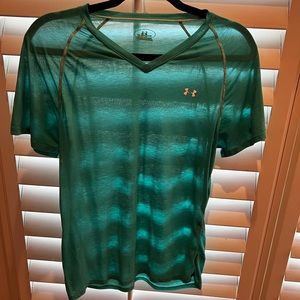 Under Armour Tshirt